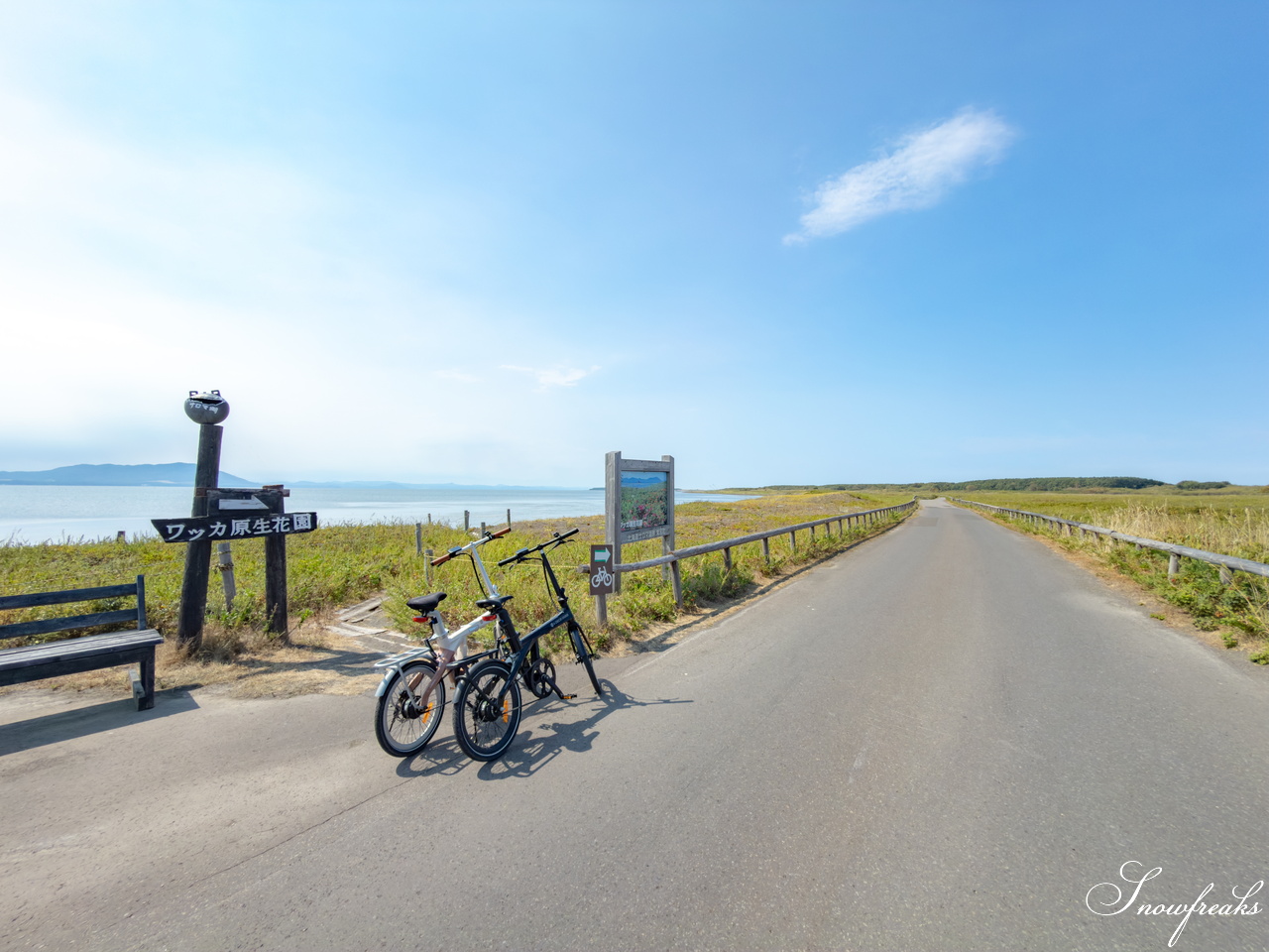 これぞ、北海道！サロマ湖とオホーツク海を望みながら『ワッカ原生花園』をのんびりサイクリング(^^)/